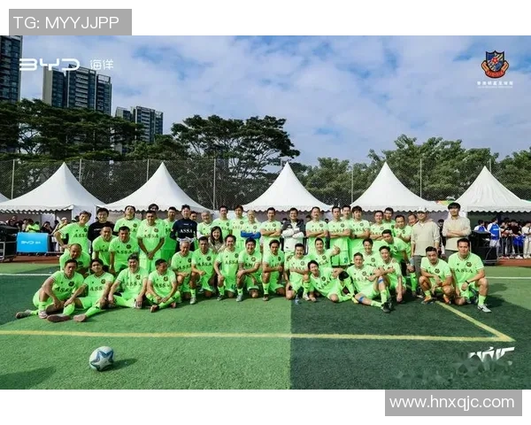 球星齐聚绿茵激情对决展现技艺友谊共赢点燃足球盛宴